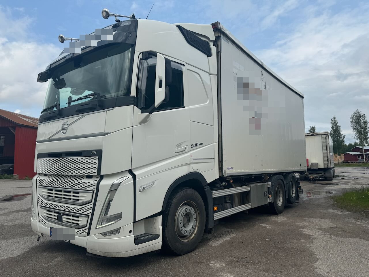 Volvo FH500 - Φορτηγό κόφα: φωτογραφία 1 Volvo FH500 - Φορτηγό κόφα: φωτογραφία 1