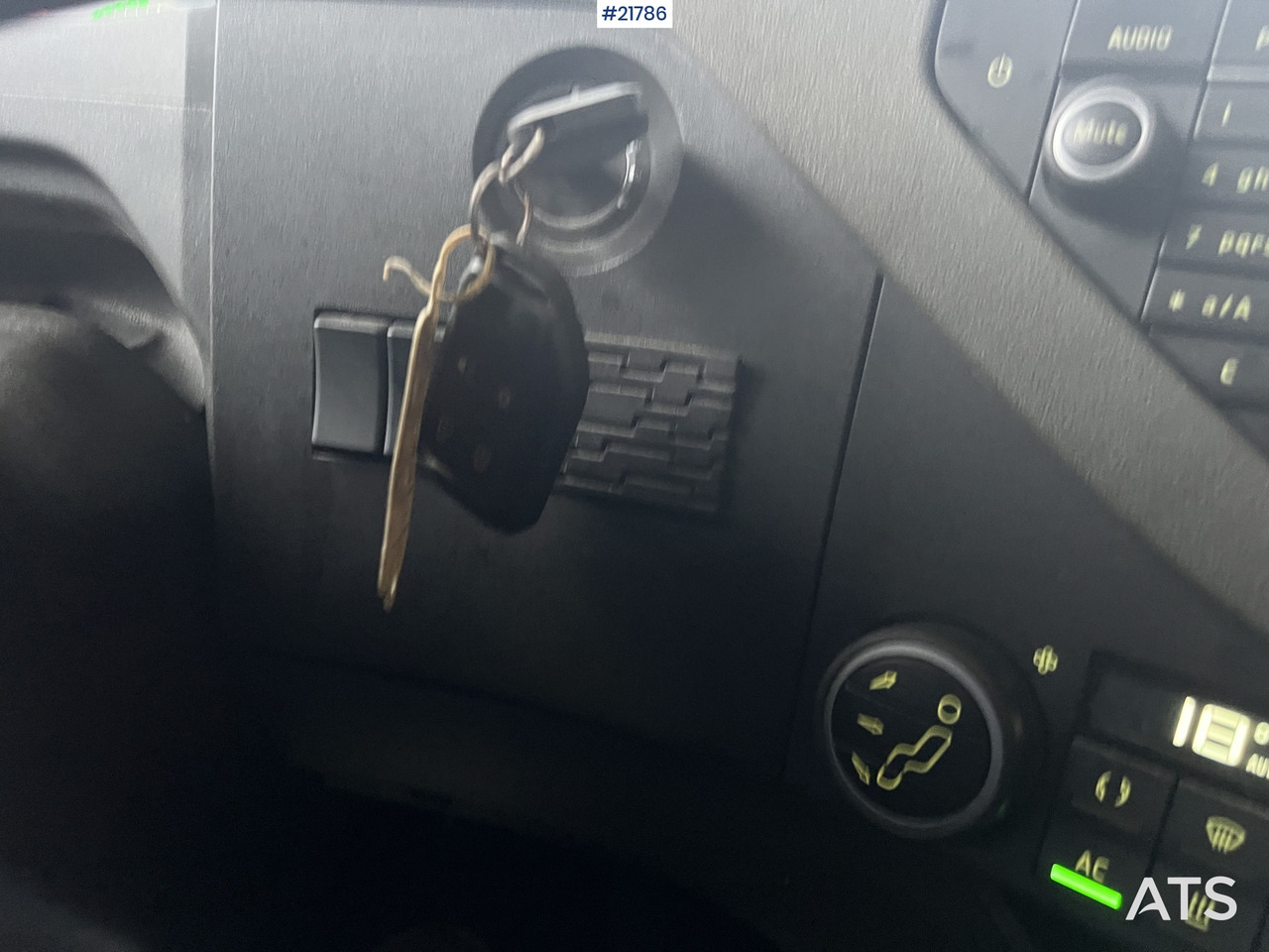 Φορτηγό ανατρεπόμενο Volvo FH540 8x4 asfaltbil m/ mtdk k218 2 akslet asfalthenger: φωτογραφία 33 Φορτηγό ανατρεπόμενο Volvo FH540 8x4 asfaltbil m/ mtdk k218 2 akslet asfalthenger: φωτογραφία 33