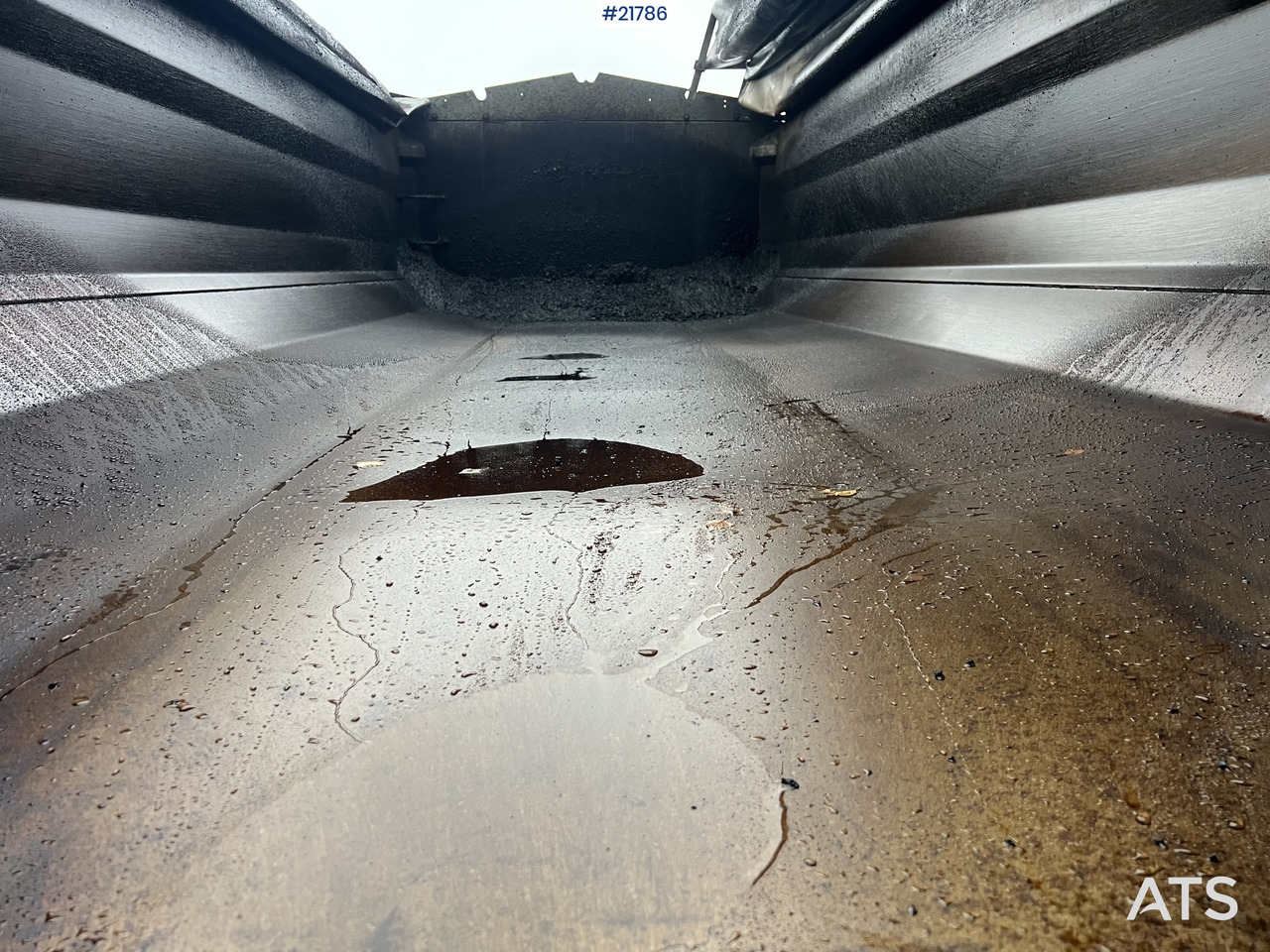 Φορτηγό ανατρεπόμενο Volvo FH540 8x4 asfaltbil m/ mtdk k218 2 akslet asfalthenger: φωτογραφία 9 Φορτηγό ανατρεπόμενο Volvo FH540 8x4 asfaltbil m/ mtdk k218 2 akslet asfalthenger: φωτογραφία 9