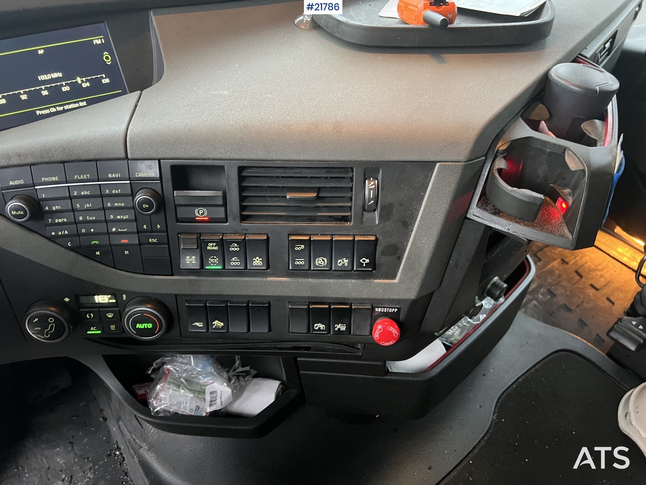 Φορτηγό ανατρεπόμενο Volvo FH540 8x4 asfaltbil m/ mtdk k218 2 akslet asfalthenger: φωτογραφία 36 Φορτηγό ανατρεπόμενο Volvo FH540 8x4 asfaltbil m/ mtdk k218 2 akslet asfalthenger: φωτογραφία 36