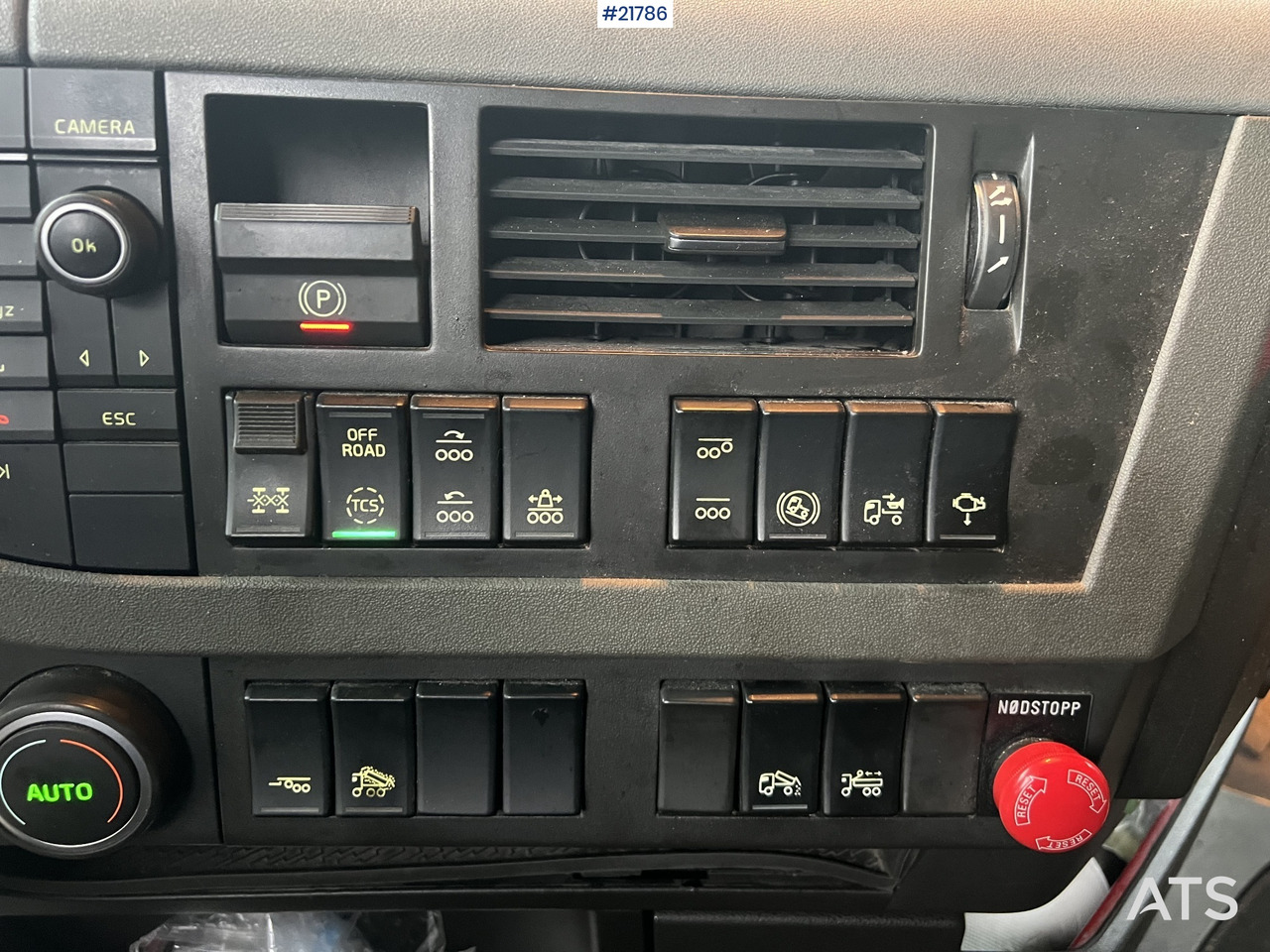 Φορτηγό ανατρεπόμενο Volvo FH540 8x4 asfaltbil m/ mtdk k218 2 akslet asfalthenger: φωτογραφία 37 Φορτηγό ανατρεπόμενο Volvo FH540 8x4 asfaltbil m/ mtdk k218 2 akslet asfalthenger: φωτογραφία 37