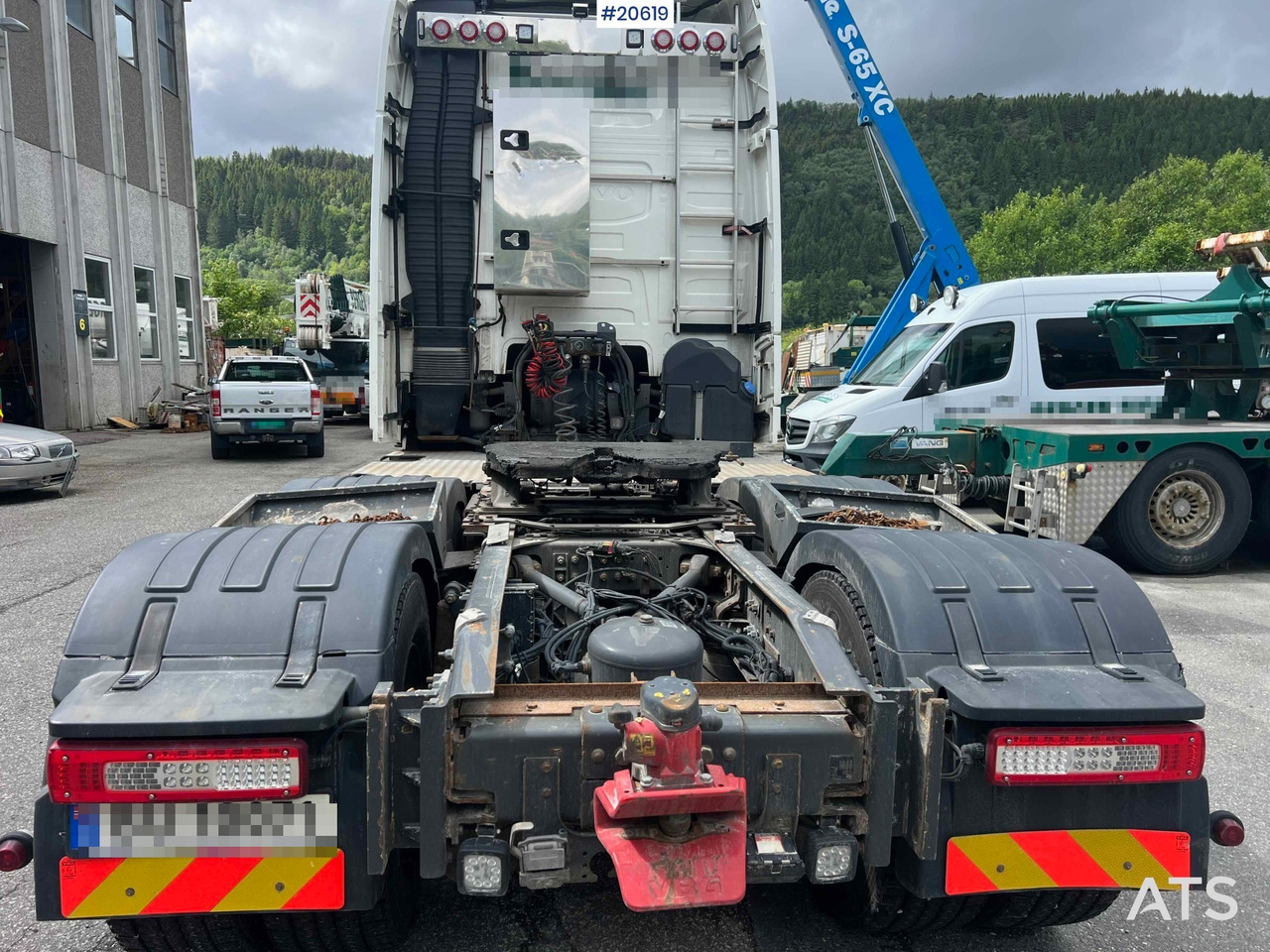 Τράκτορας Volvo FH650: φωτογραφία 23 Τράκτορας Volvo FH650: φωτογραφία 23