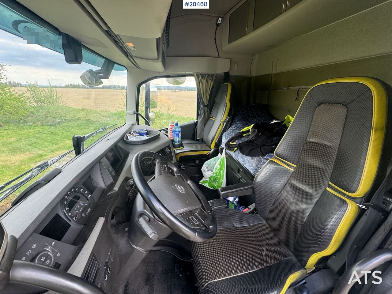 Φορτηγό ξυλείας Volvo FH750: φωτογραφία 29