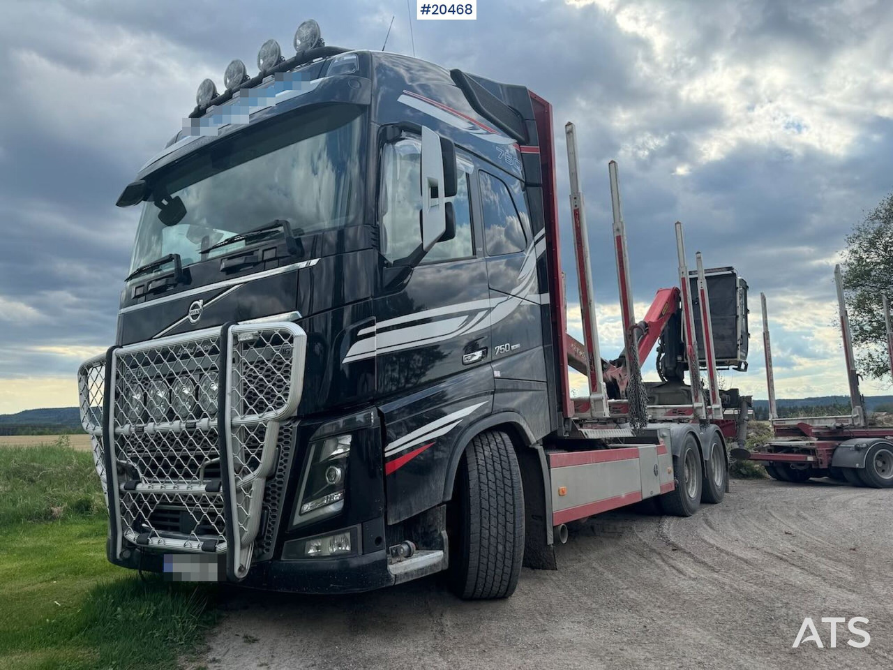 Φορτηγό ξυλείας Volvo FH750: φωτογραφία 9