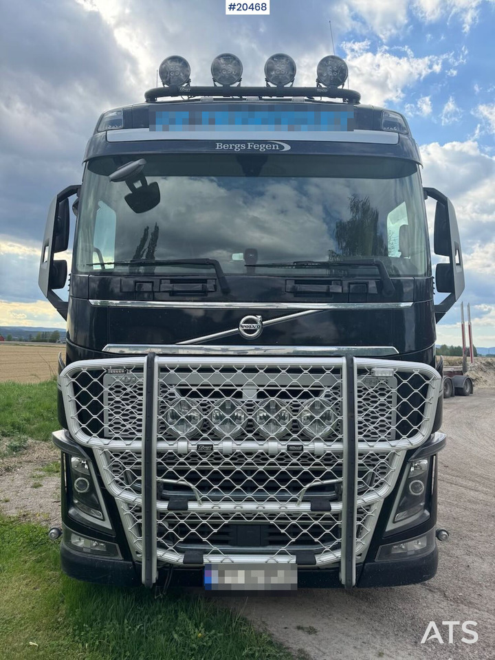 Φορτηγό ξυλείας Volvo FH750: φωτογραφία 8