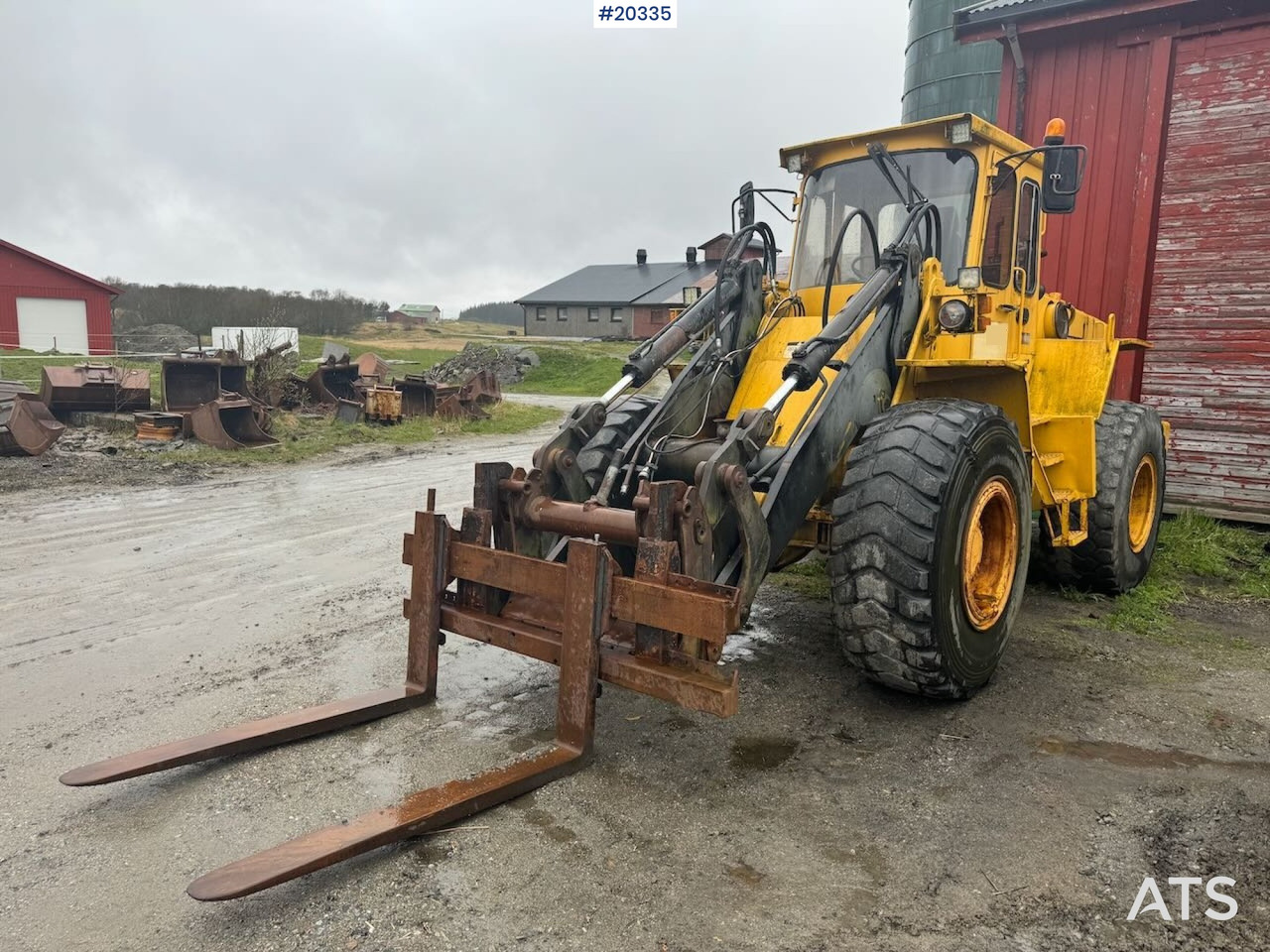 Volvo L90 - Ελαστιχοφόρος φορτωτής: φωτογραφία 1 Volvo L90 - Ελαστιχοφόρος φορτωτής: φωτογραφία 1