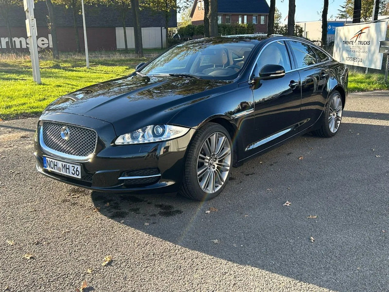 Jaguar XJ 3.0 V6D 275 PK /AUTOM / PANO DAK / VOL LEDER / MERIDAN / EXPORT PRICE - Λιμουζίνα/ Sedan: φωτογραφία 3 Jaguar XJ 3.0 V6D 275 PK /AUTOM / PANO DAK / VOL LEDER / MERIDAN / EXPORT PRICE - Λιμουζίνα/ Sedan: φωτογραφία 3
