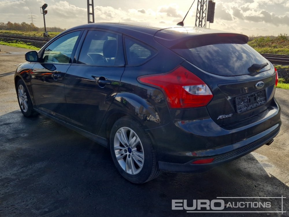 2011 Ford Focus - Αυτοκίνητο: φωτογραφία 3 2011 Ford Focus - Αυτοκίνητο: φωτογραφία 3