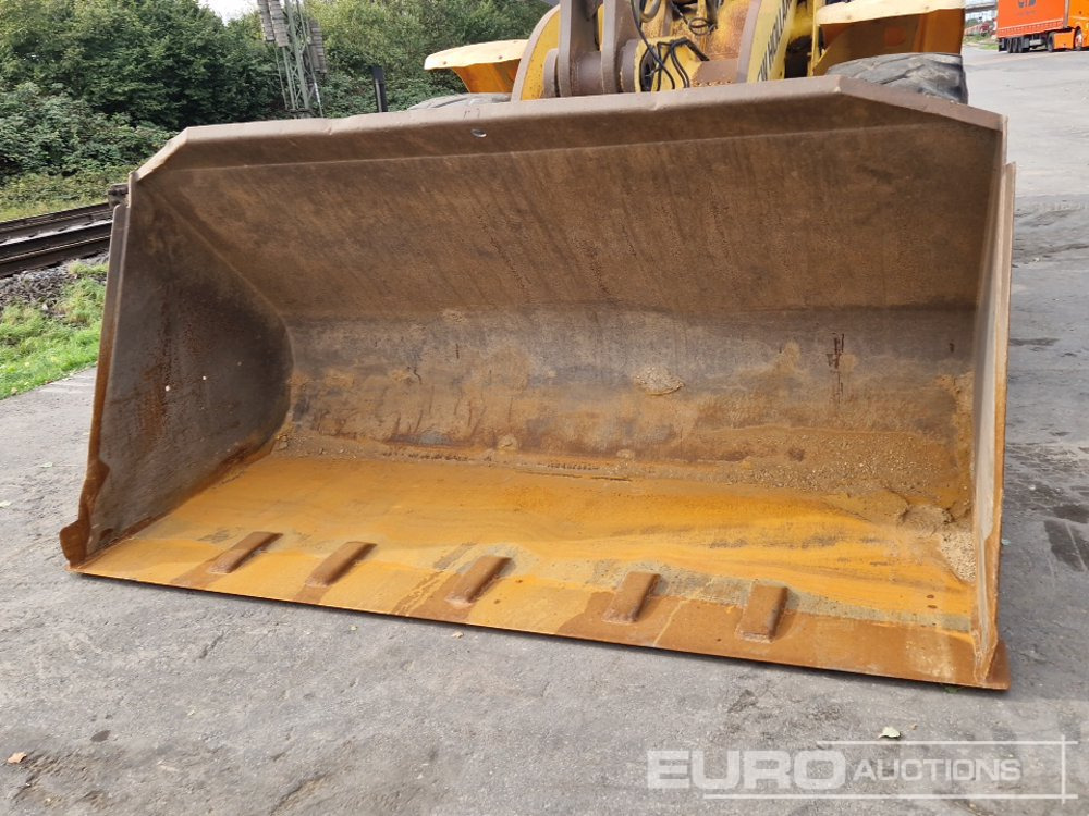 Ελαστιχοφόρος φορτωτής 2011 New Holland W230C: φωτογραφία 12