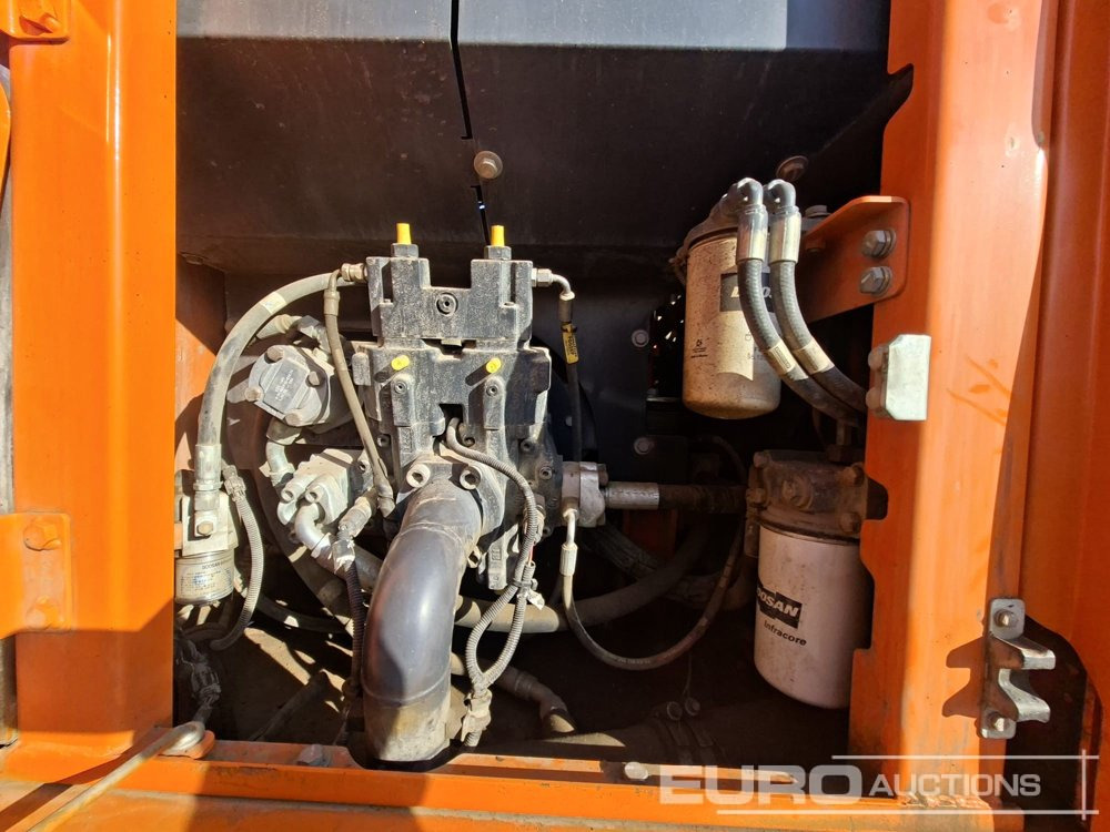 Τροχοφόρος εκσκαφέας 2013 Doosan DX160W: φωτογραφία 6 Τροχοφόρος εκσκαφέας 2013 Doosan DX160W: φωτογραφία 6