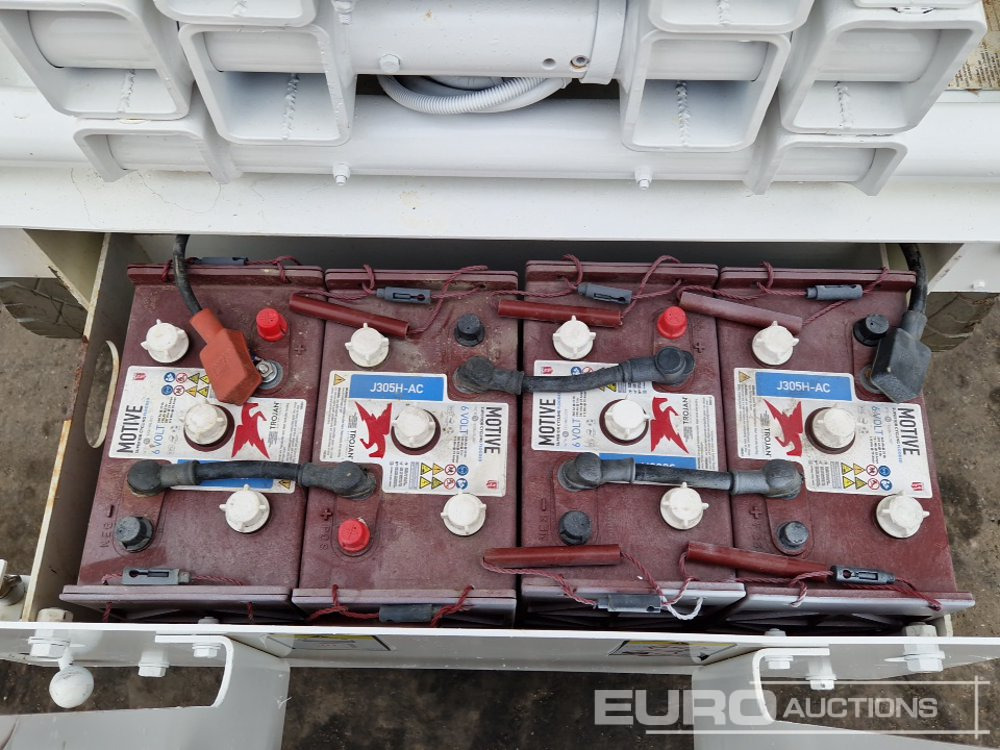 Ψαλιδωτό ανυψωτικό 2013 Haulotte Compact 14: φωτογραφία 15 Ψαλιδωτό ανυψωτικό 2013 Haulotte Compact 14: φωτογραφία 15