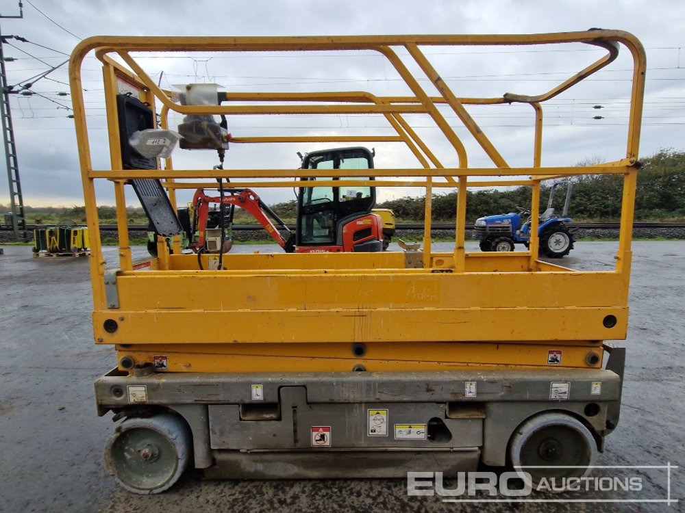 2013 Haulotte Compact 8 - Πλατφόρμα εναέρια: φωτογραφία 2 2013 Haulotte Compact 8 - Πλατφόρμα εναέρια: φωτογραφία 2