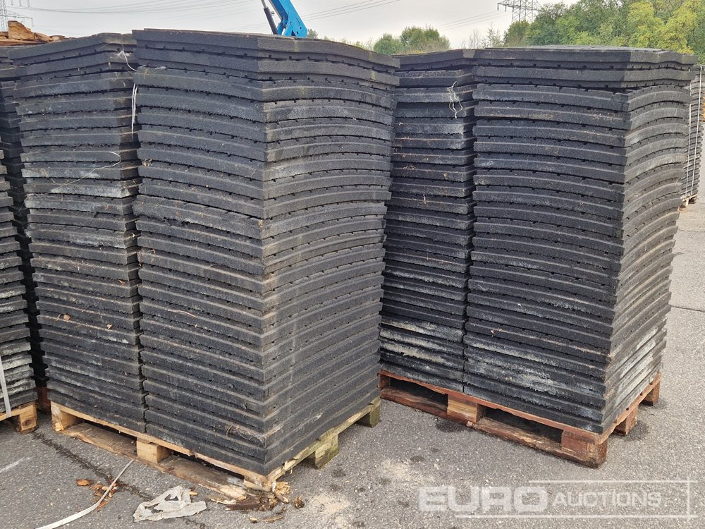 3 Pallets of Rubber Floor Tiles, 60mm x 800mm x 600mm (144 of) - Εξοπλισμού κατασκευών: φωτογραφία 2 3 Pallets of Rubber Floor Tiles, 60mm x 800mm x 600mm (144 of) - Εξοπλισμού κατασκευών: φωτογραφία 2