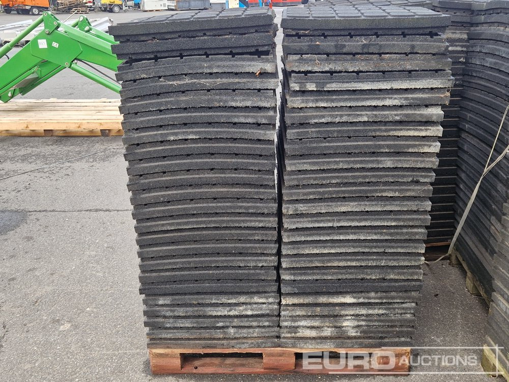 3 Pallets of Rubber Floor Tiles, 60mm x 800mm x 600mm (144 of) - Εξοπλισμού κατασκευών: φωτογραφία 3 3 Pallets of Rubber Floor Tiles, 60mm x 800mm x 600mm (144 of) - Εξοπλισμού κατασκευών: φωτογραφία 3