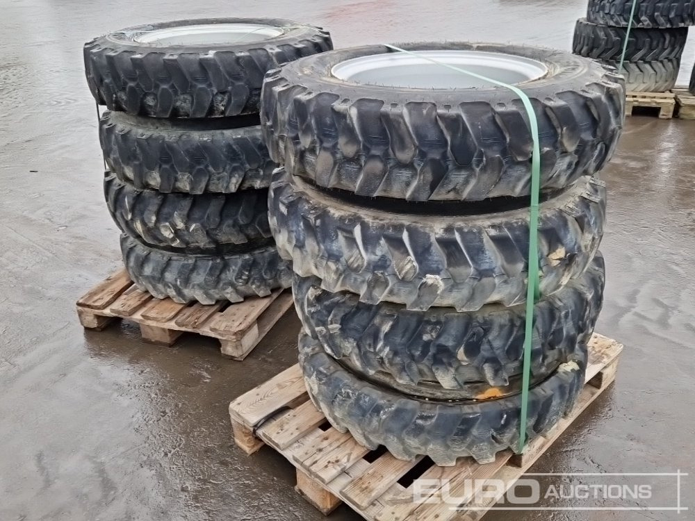 Alliance 8.25-20 Tyres with Rims (4 of) - Ελαστικό: φωτογραφία 3 Alliance 8.25-20 Tyres with Rims (4 of) - Ελαστικό: φωτογραφία 3