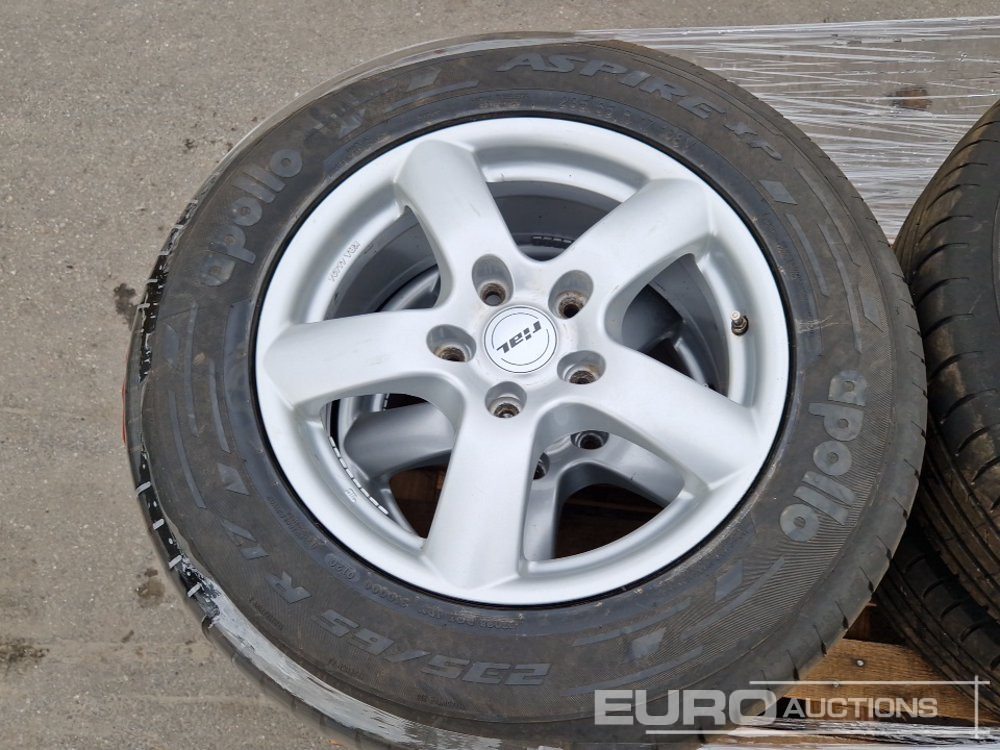 Apollo 235/65R17 Tyres on Rims (4 of) - Ελαστικό: φωτογραφία 5 Apollo 235/65R17 Tyres on Rims (4 of) - Ελαστικό: φωτογραφία 5