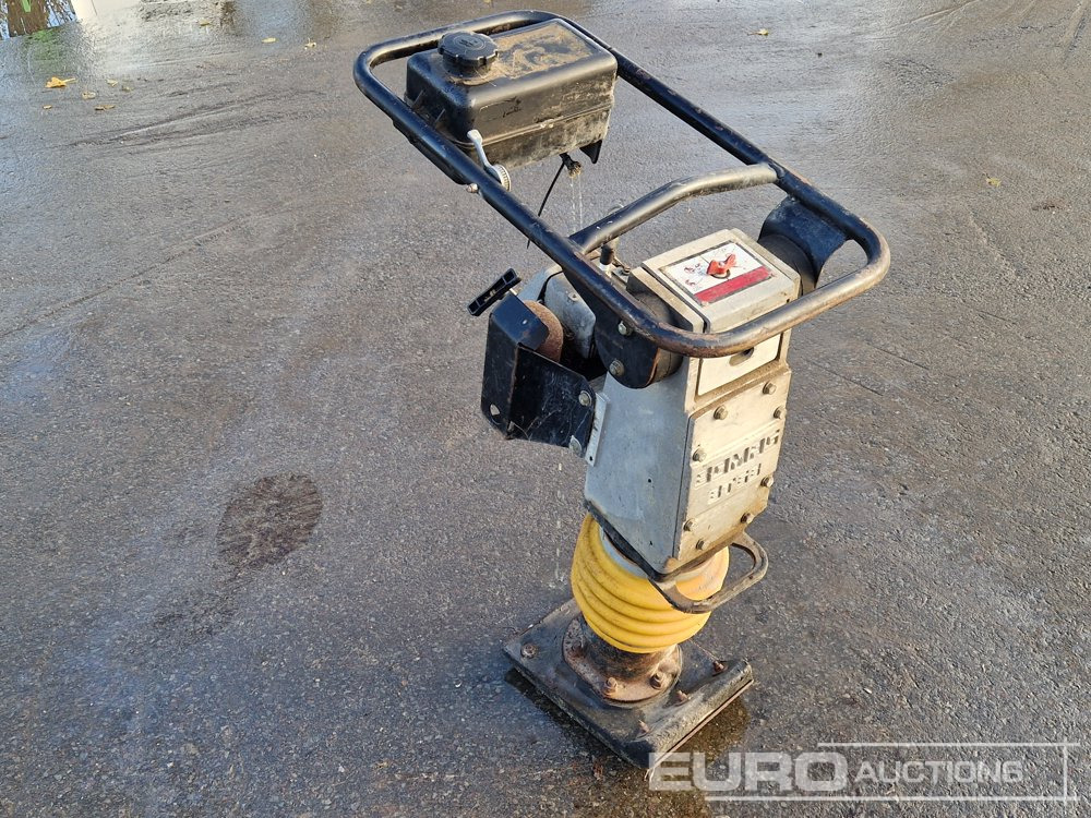 Bomag BT 68 - Μηχανών ασφάλτου: φωτογραφία 4 Bomag BT 68 - Μηχανών ασφάλτου: φωτογραφία 4