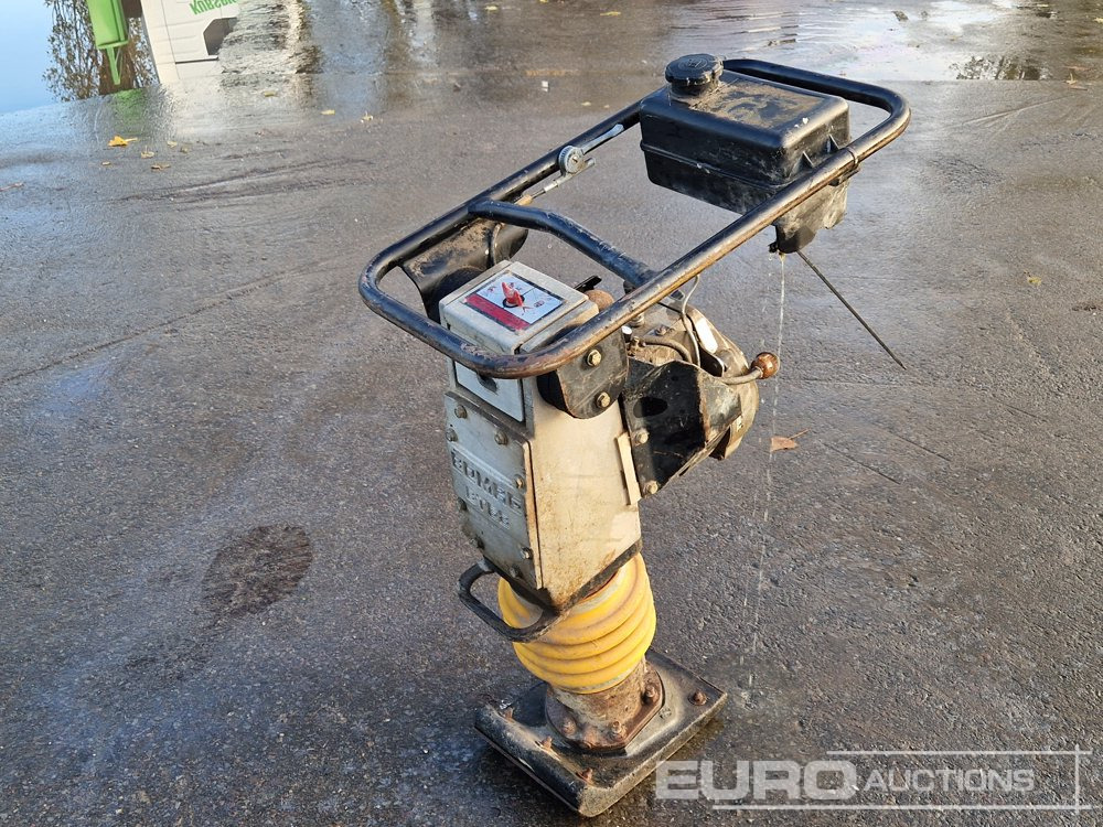 Bomag BT 68 - Μηχανών ασφάλτου: φωτογραφία 1 Bomag BT 68 - Μηχανών ασφάλτου: φωτογραφία 1