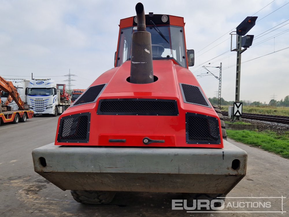 Bomag BW211D-4 - Οδοστρωτήρας: φωτογραφία 4 Bomag BW211D-4 - Οδοστρωτήρας: φωτογραφία 4