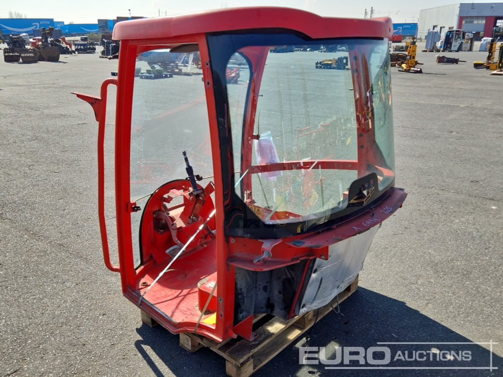 Cabin to suit JCB 406 - Ανταλλακτικό: φωτογραφία 2 Cabin to suit JCB 406 - Ανταλλακτικό: φωτογραφία 2