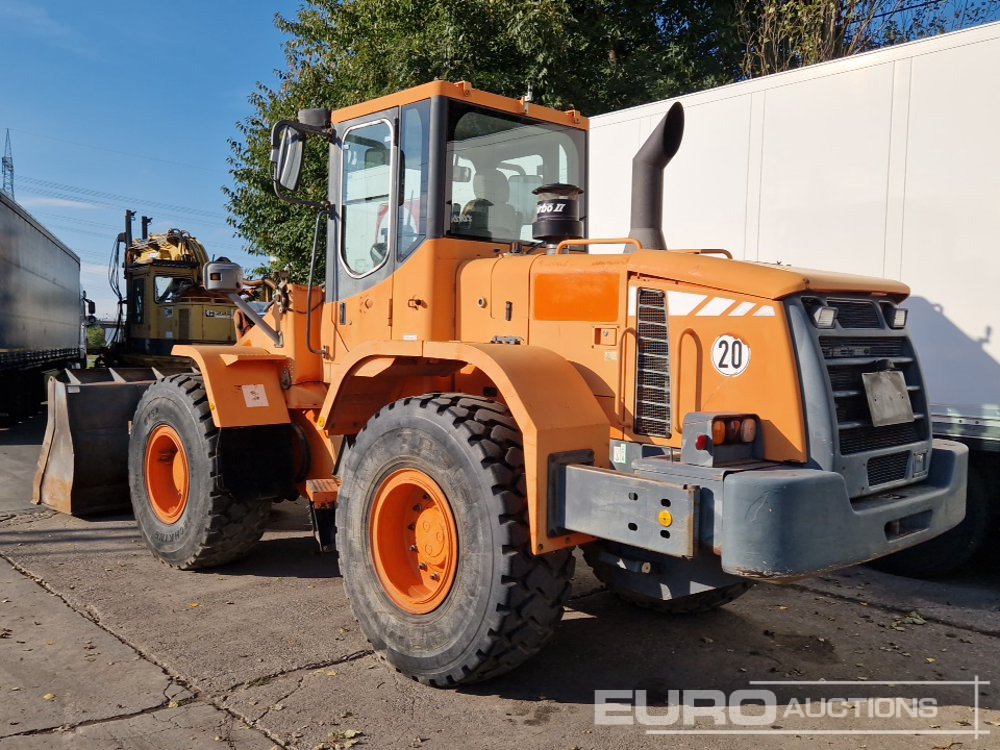 Doosan DL200 - Ελαστιχοφόρος φορτωτής: φωτογραφία 3 Doosan DL200 - Ελαστιχοφόρος φορτωτής: φωτογραφία 3