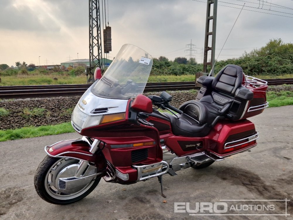 Honda GOLDWING - Μοτοσικλέτα: φωτογραφία 1 Honda GOLDWING - Μοτοσικλέτα: φωτογραφία 1