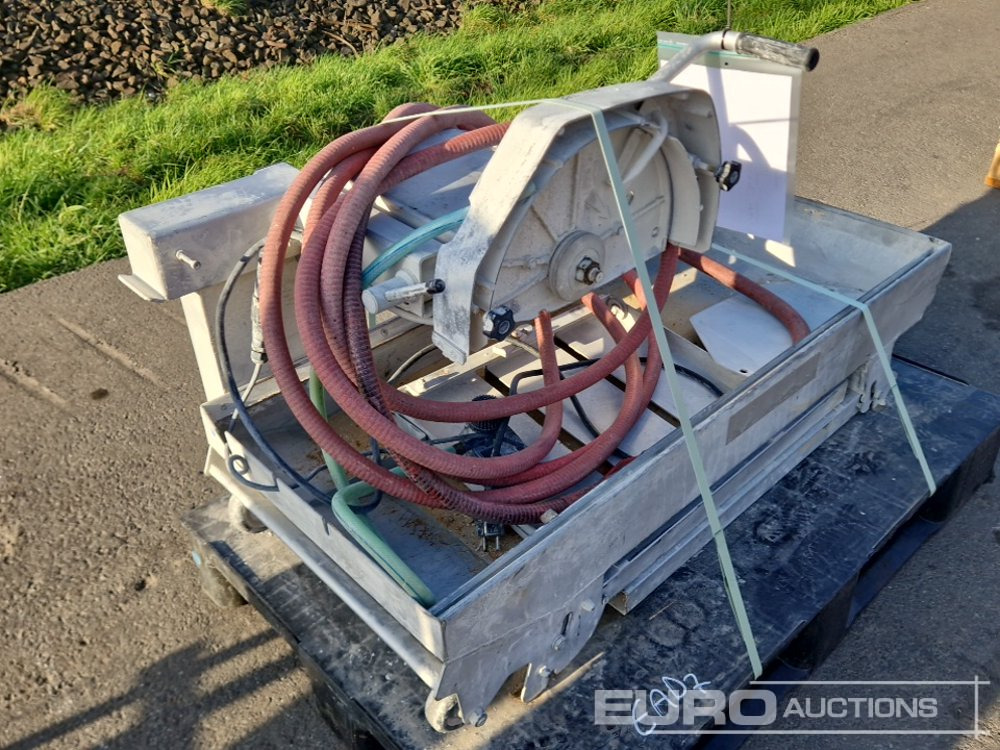 Husqvarna TS350E - Μηχανών ασφάλτου: φωτογραφία 3 Husqvarna TS350E - Μηχανών ασφάλτου: φωτογραφία 3