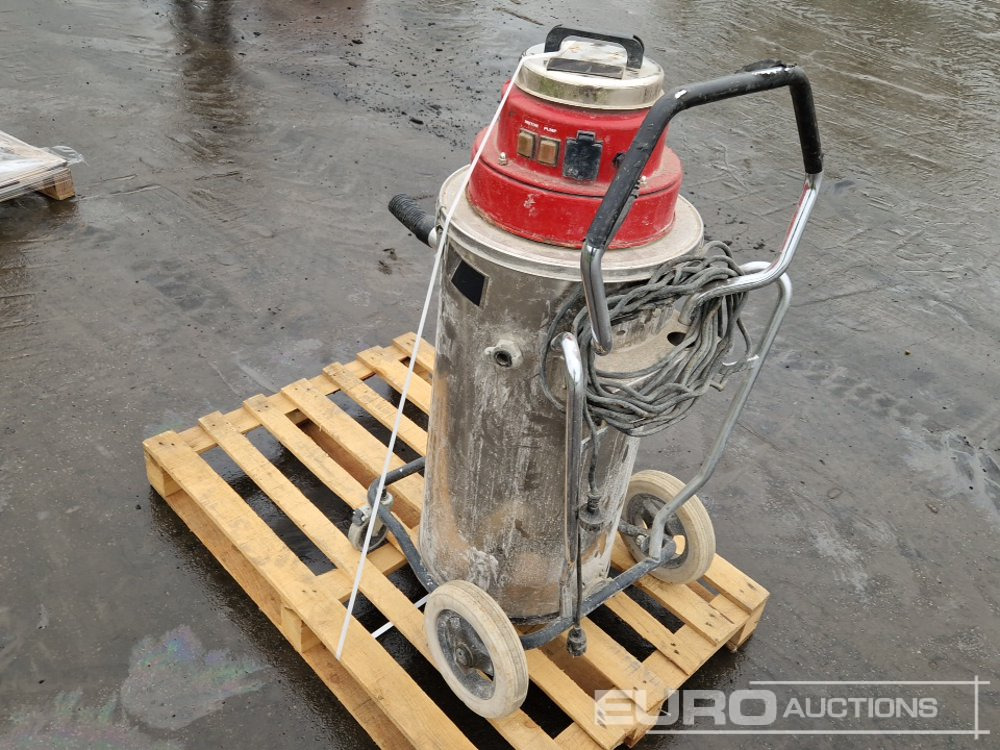 Husqvarna W70P Wet & Dry Vacuum Cleaner - Εξοπλισμού κατασκευών: φωτογραφία 2 Husqvarna W70P Wet & Dry Vacuum Cleaner - Εξοπλισμού κατασκευών: φωτογραφία 2