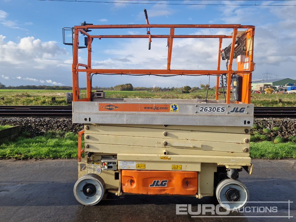 JLG 2630ES - Ψαλιδωτό ανυψωτικό: φωτογραφία 2 JLG 2630ES - Ψαλιδωτό ανυψωτικό: φωτογραφία 2