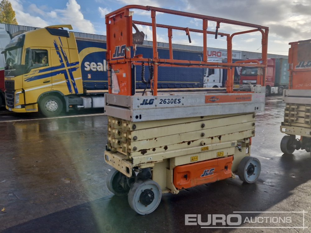 JLG 2630ES - Ψαλιδωτό ανυψωτικό: φωτογραφία 4 JLG 2630ES - Ψαλιδωτό ανυψωτικό: φωτογραφία 4