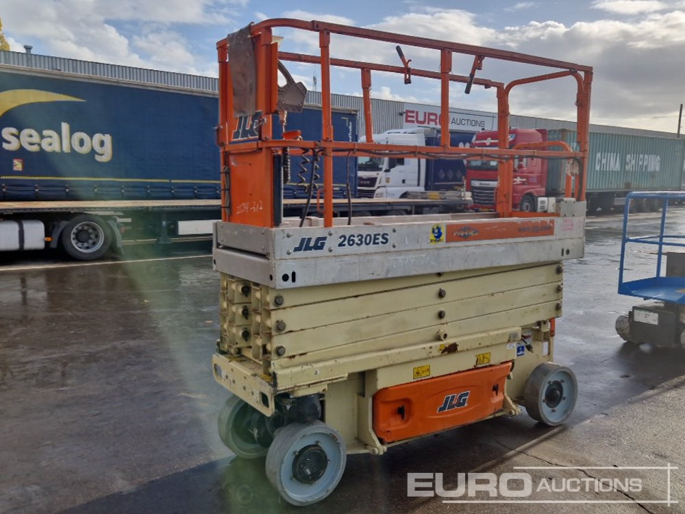 JLG 2630ES - Ψαλιδωτό ανυψωτικό: φωτογραφία 4 JLG 2630ES - Ψαλιδωτό ανυψωτικό: φωτογραφία 4