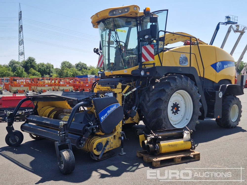 New Holland FR9050 - Θεριζοαλωνιστική μηχανή: φωτογραφία 1 New Holland FR9050 - Θεριζοαλωνιστική μηχανή: φωτογραφία 1