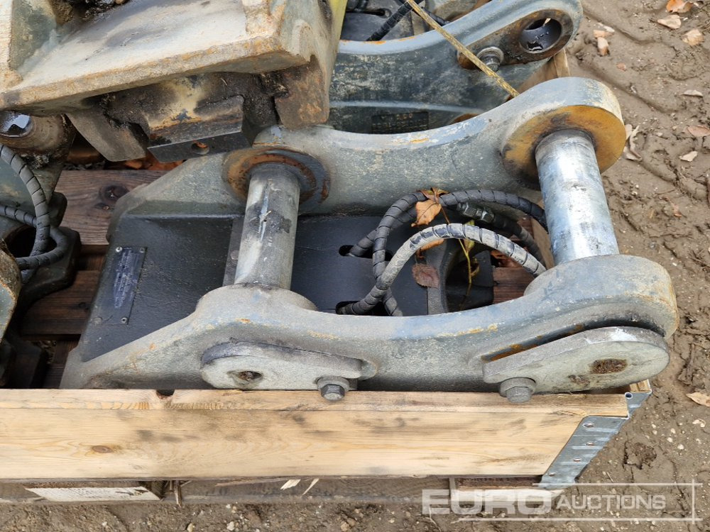 Pallet of QH's (5 of) - Ταχυσύνδεσμος: φωτογραφία 3 Pallet of QH's (5 of) - Ταχυσύνδεσμος: φωτογραφία 3
