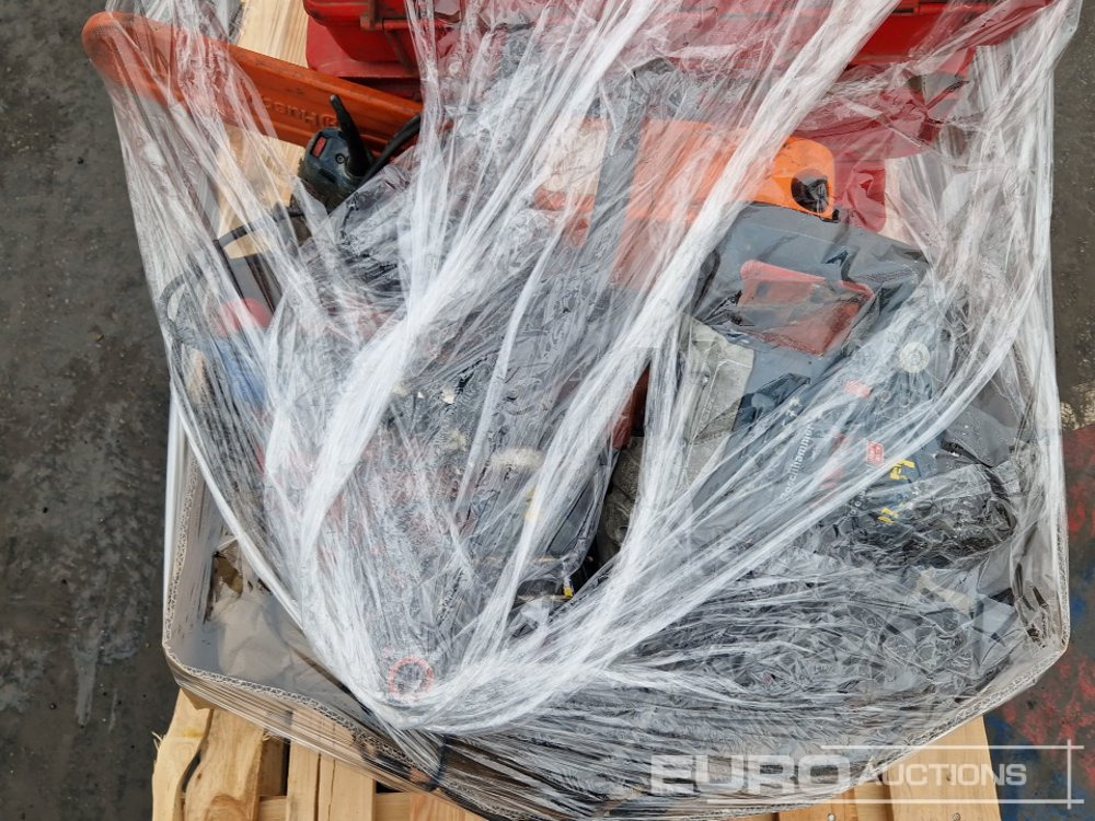 Palllet of Assorted Electric Tools, Demolition Hammer, Grinder, Hammer Drill, Chainsaw, Rotary Hammer - Εξοπλισμού κατασκευών: φωτογραφία 5 Palllet of Assorted Electric Tools, Demolition Hammer, Grinder, Hammer Drill, Chainsaw, Rotary Hammer - Εξοπλισμού κατασκευών: φωτογραφία 5