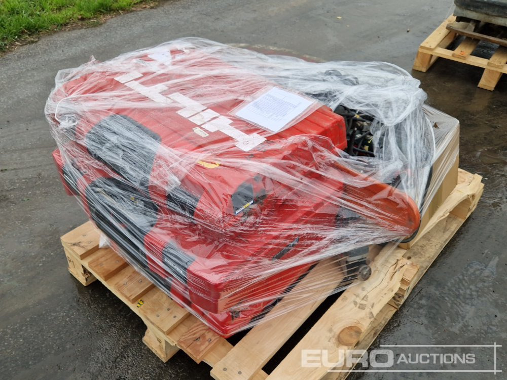 Palllet of Assorted Electric Tools, Demolition Hammer, Grinder, Hammer Drill, Chainsaw, Rotary Hammer - Εξοπλισμού κατασκευών: φωτογραφία 3 Palllet of Assorted Electric Tools, Demolition Hammer, Grinder, Hammer Drill, Chainsaw, Rotary Hammer - Εξοπλισμού κατασκευών: φωτογραφία 3