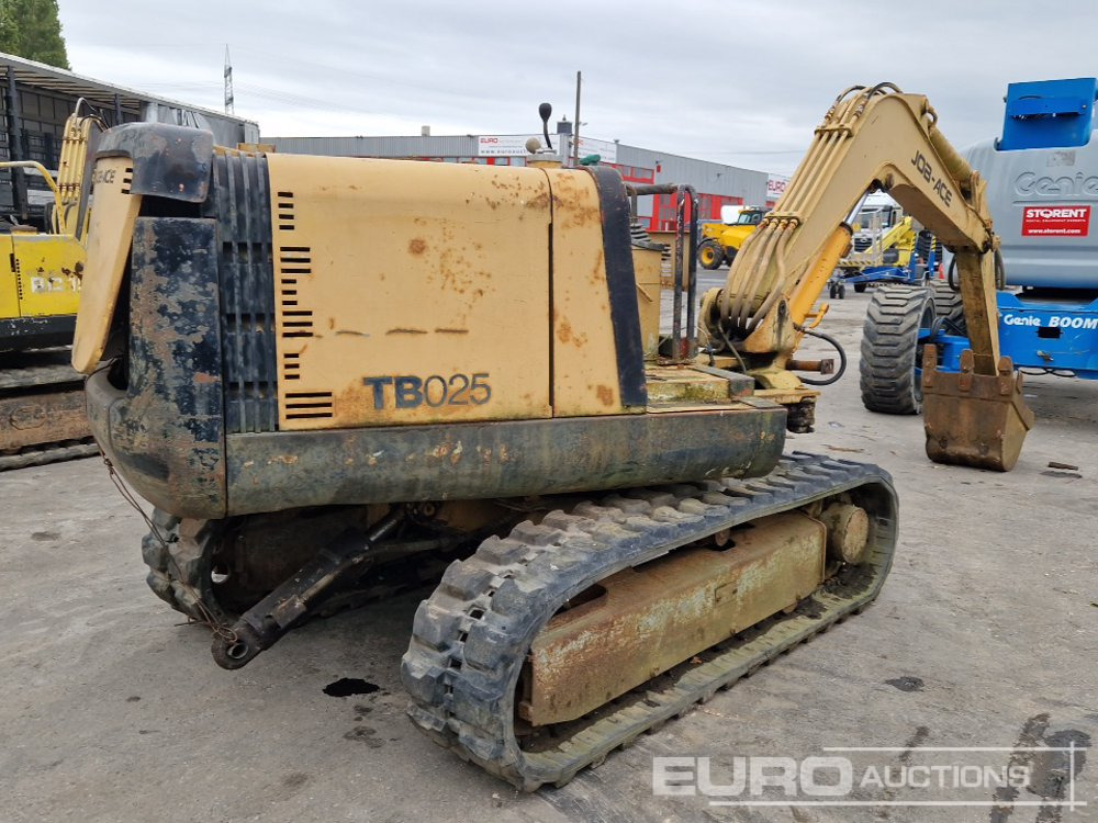 Takeuchi TB025 - Μίνι εκσκαφέας: φωτογραφία 4 Takeuchi TB025 - Μίνι εκσκαφέας: φωτογραφία 4