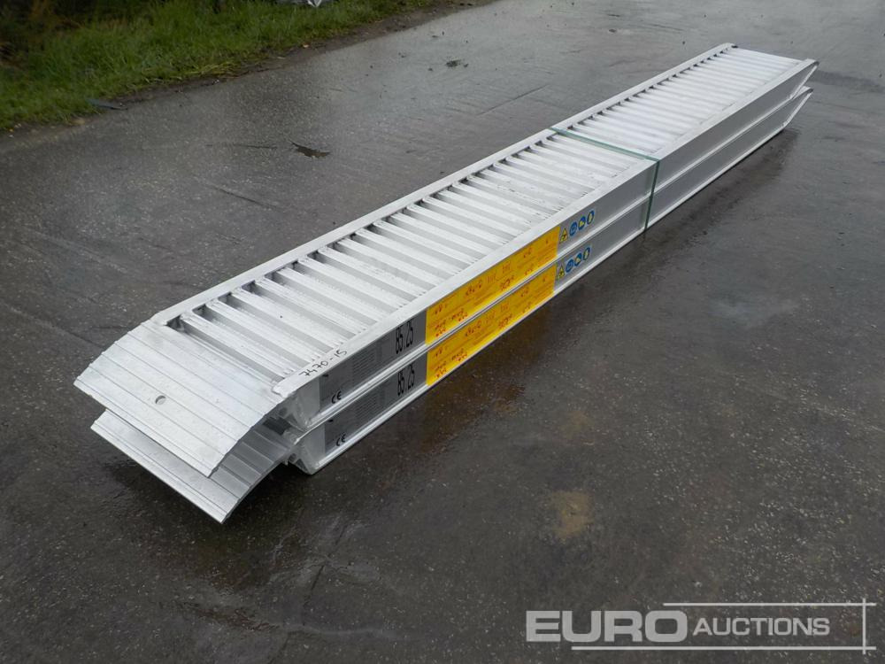 Unused CLM 85.25 Aluminium Loading Ramps (2of) 2920kg Capacity, 2500mm Length - Ράμπα φόρτωσης: φωτογραφία 2 Unused CLM 85.25 Aluminium Loading Ramps (2of) 2920kg Capacity, 2500mm Length - Ράμπα φόρτωσης: φωτογραφία 2