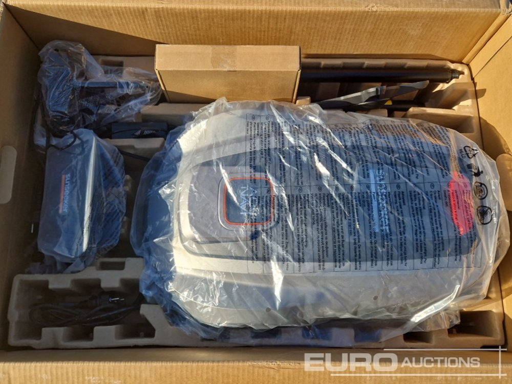Unused SunSeeker X5 Robotic Lawnmower, 2,000m² - Εξοπλισμού κατασκευών: φωτογραφία 3 Unused SunSeeker X5 Robotic Lawnmower, 2,000m² - Εξοπλισμού κατασκευών: φωτογραφία 3