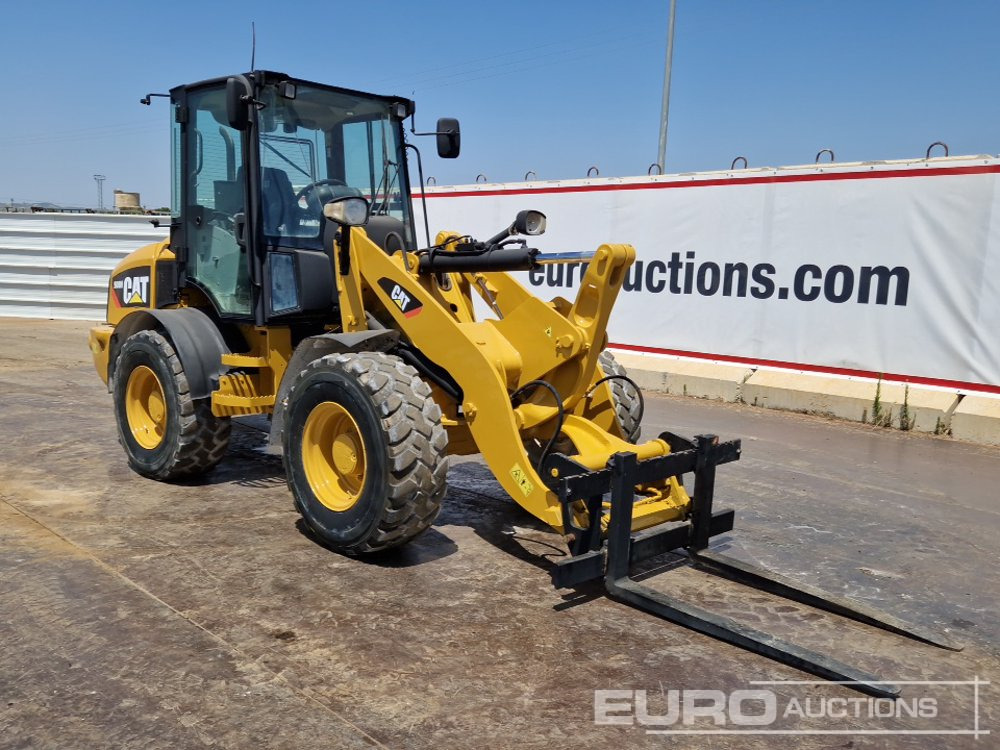 Ελαστιχοφόρος φορτωτής 2010 CAT 908H: φωτογραφία 7