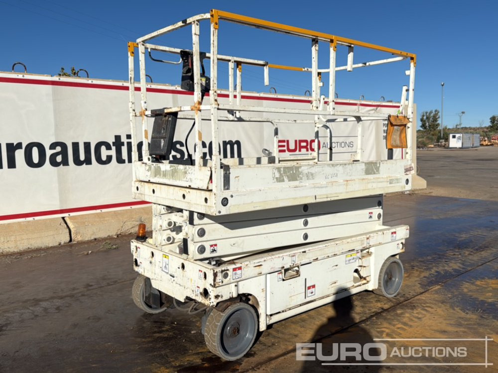 2014 Haulotte Compact 10 - Ψαλιδωτό ανυψωτικό: φωτογραφία 1 2014 Haulotte Compact 10 - Ψαλιδωτό ανυψωτικό: φωτογραφία 1