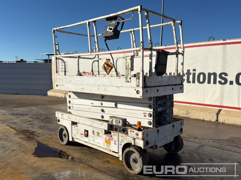 2014 Haulotte Compact 12 - Ψαλιδωτό ανυψωτικό: φωτογραφία 3 2014 Haulotte Compact 12 - Ψαλιδωτό ανυψωτικό: φωτογραφία 3