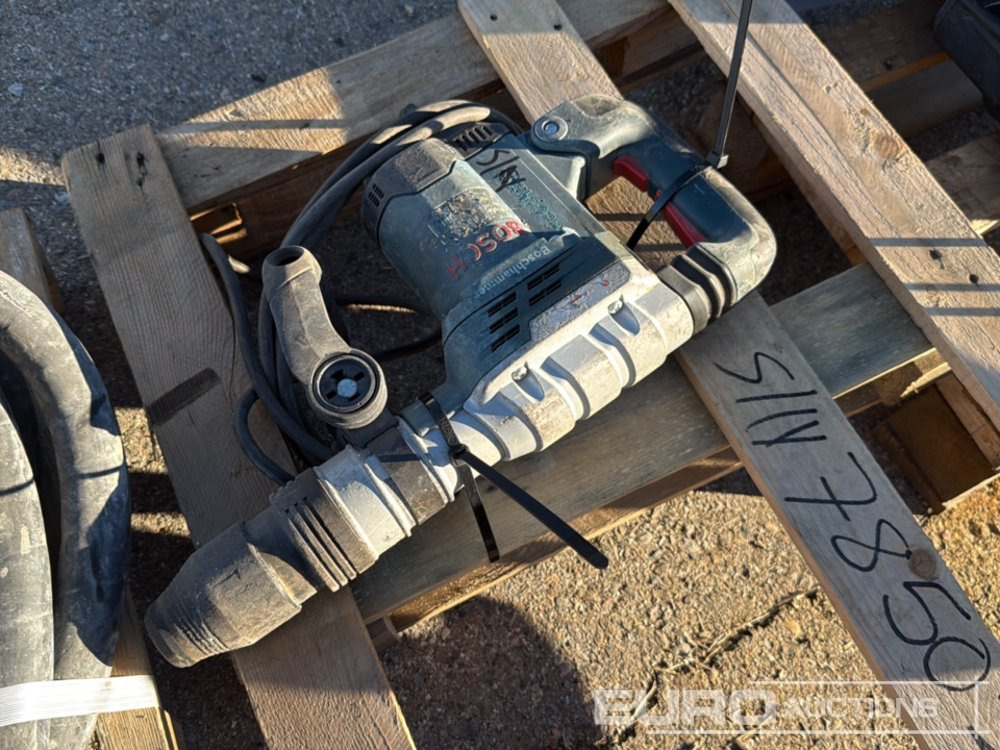 Bosh Electric Hammer - Εξοπλισμού κατασκευών: φωτογραφία 1 Bosh Electric Hammer - Εξοπλισμού κατασκευών: φωτογραφία 1