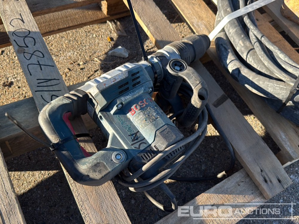 Bosh Electric Hammer - Εξοπλισμού κατασκευών: φωτογραφία 4 Bosh Electric Hammer - Εξοπλισμού κατασκευών: φωτογραφία 4