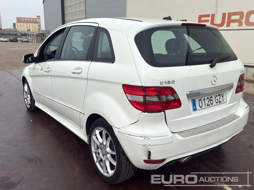 Mercedes Benz B180 CDI - Αυτοκίνητο: φωτογραφία 3 Mercedes Benz B180 CDI - Αυτοκίνητο: φωτογραφία 3