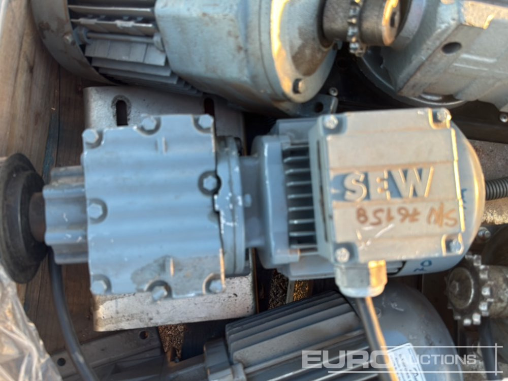 Pallet of Electric Gear Motor (10 of) - Εξοπλισμού κατασκευών: φωτογραφία 5 Pallet of Electric Gear Motor (10 of) - Εξοπλισμού κατασκευών: φωτογραφία 5