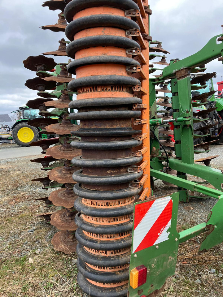 Amazone Catros 5001-2 Pro - Δισκοσβάρνα: φωτογραφία 3 Amazone Catros 5001-2 Pro - Δισκοσβάρνα: φωτογραφία 3