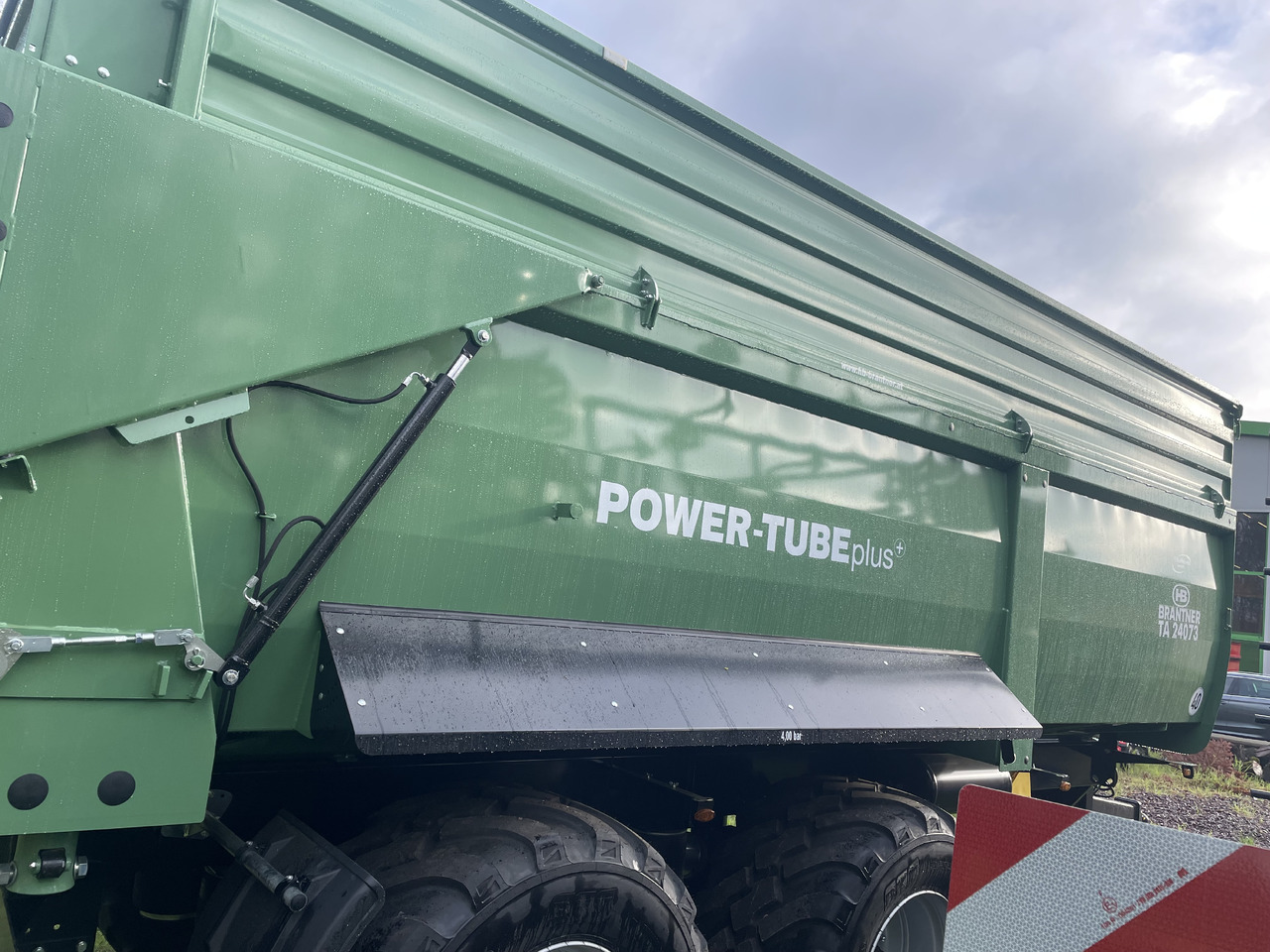 Brantner TA 24073/2 POWER-TUBE - Ανατρεπόμενη ρυμούλκα για τρακτέρ: φωτογραφία 4 Brantner TA 24073/2 POWER-TUBE - Ανατρεπόμενη ρυμούλκα για τρακτέρ: φωτογραφία 4