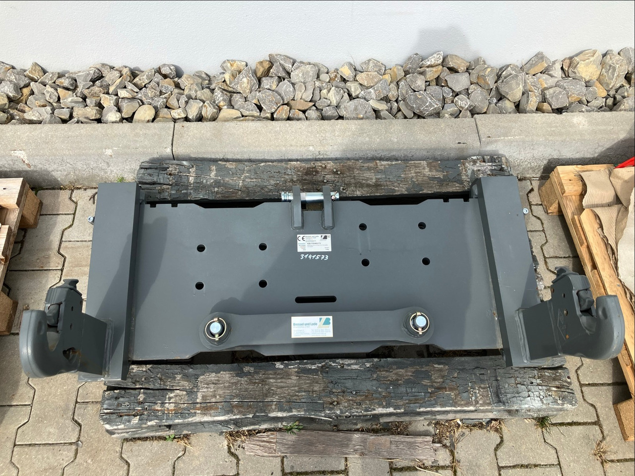 Bressel und Lade Adapterrahmen - Φορτωτησ για τρακτερ: φωτογραφία 1 Bressel und Lade Adapterrahmen - Φορτωτησ για τρακτερ: φωτογραφία 1