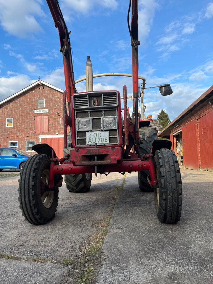 Case IH IHC 633 - Τρακτέρ: φωτογραφία 4 Case IH IHC 633 - Τρακτέρ: φωτογραφία 4