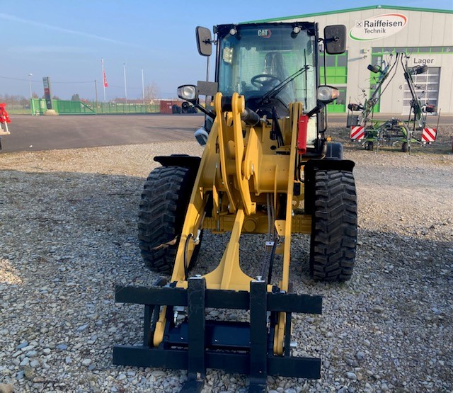 Caterpillar Radlader 908HL - Ελαστιχοφόρος φορτωτής: φωτογραφία 1 Caterpillar Radlader 908HL - Ελαστιχοφόρος φορτωτής: φωτογραφία 1
